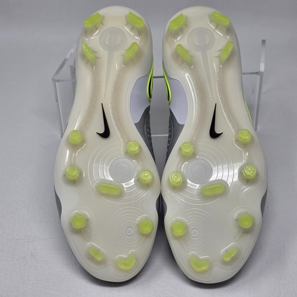 Nike Legend 10 Elite FG Pro Men Sz 8.5 Soccer Cleats Metallic Silver HF8980-001